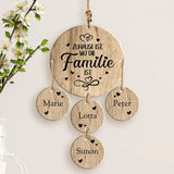 Personalisierte Eichen-Holzdeko mit 4 Namen und Geburtsdaten der Enkelkinder – Zuhause ist, wo die Familie ist Spruch mit Gravur von Love & Faith