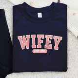 Your Wifey - Personalisierter Sweater für Ehefrauen