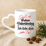Weiße Tasse mit Herzhenkel und personalisiertem Namen – romantische Geschenkidee von Love & Faith