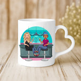 Weiße Tasse mit Herzhenkel und personalisiertem Namen – romantische Geschenkidee von Love & Faith