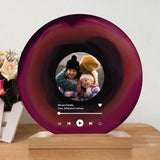 Holzaufsteller mit personalisiert bedruckter Acrylplatte in Schallplattenoptik mit Foto zum Muttertag 22,5cm Spotify Bibliothek- gefertigt von Love & Faith