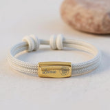 zartgraues Segeltau Armband mit persönlicher Namensgravur von Love & Faith