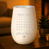 Weiß-silbernes Personalisiertes Windlicht für Paare mit Kalender des Jahrestags von Love & Faith