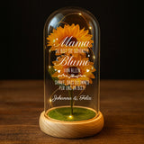 Personalisierte Ewige Sonnenblume in der Glaskuppel für "Mama, die schönste Blume der Welt" mit Namen zum Muttertag von Love & Faith