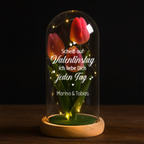 Ewige Tulpe in Glaskuppel als Valentinstagsgeschenk von Love & Faith