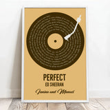 Personalisiertes Poster mit eurem Lieblingssong im Vinyl-Look Unser Song – Motiv 9