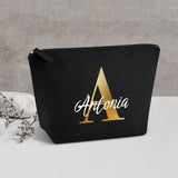 3 Liter schwarze Filz Kosmetiktasche mit Initial und Namen personalisiert mit Love & Faith
