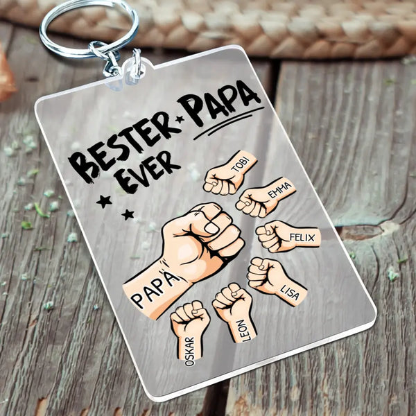 Personalisierter Schlüsselanhänger zum Vatertag mit Bester Papa Ever Spruch und Namen der Kinder in kleinen illustrierten Händen als Geschenkidee von Love & Faith
