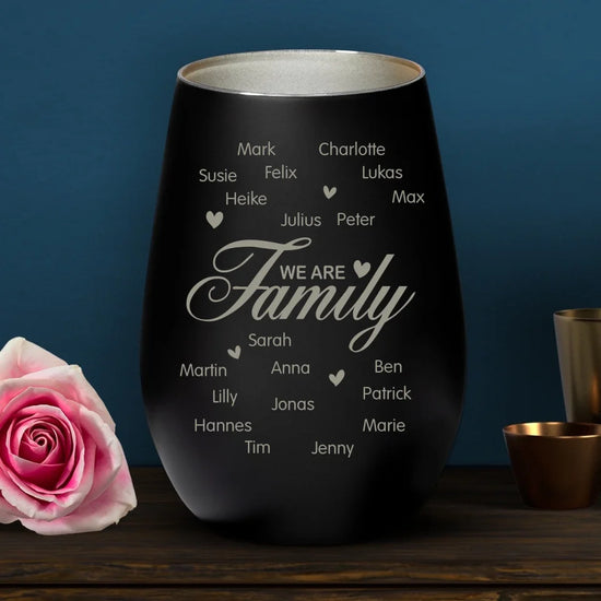 Personalisiertes schwarzes Windlicht mit silber graviertem Design - gefertigt von Love & Faith