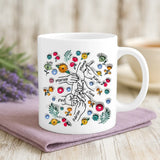 Weiße Tasse mit personalisiertem Spruch und Namen – individuelle Geschenkidee von Love & Faith