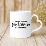 Weiße Tasse mit Herzhenkel und personalisiertem Namen – romantische Geschenkidee von Love & Faith