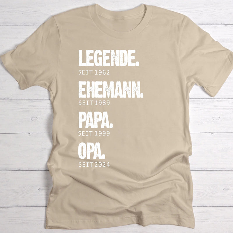 beiges T-Shirt Legende, Ehemann, Papa, Opa personalisierte Geschenkidee zum Vatertag von Love & Faith