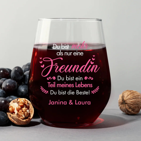 Weintumbler für Freundin mit persönlichem Text gestalten von Love & Faith