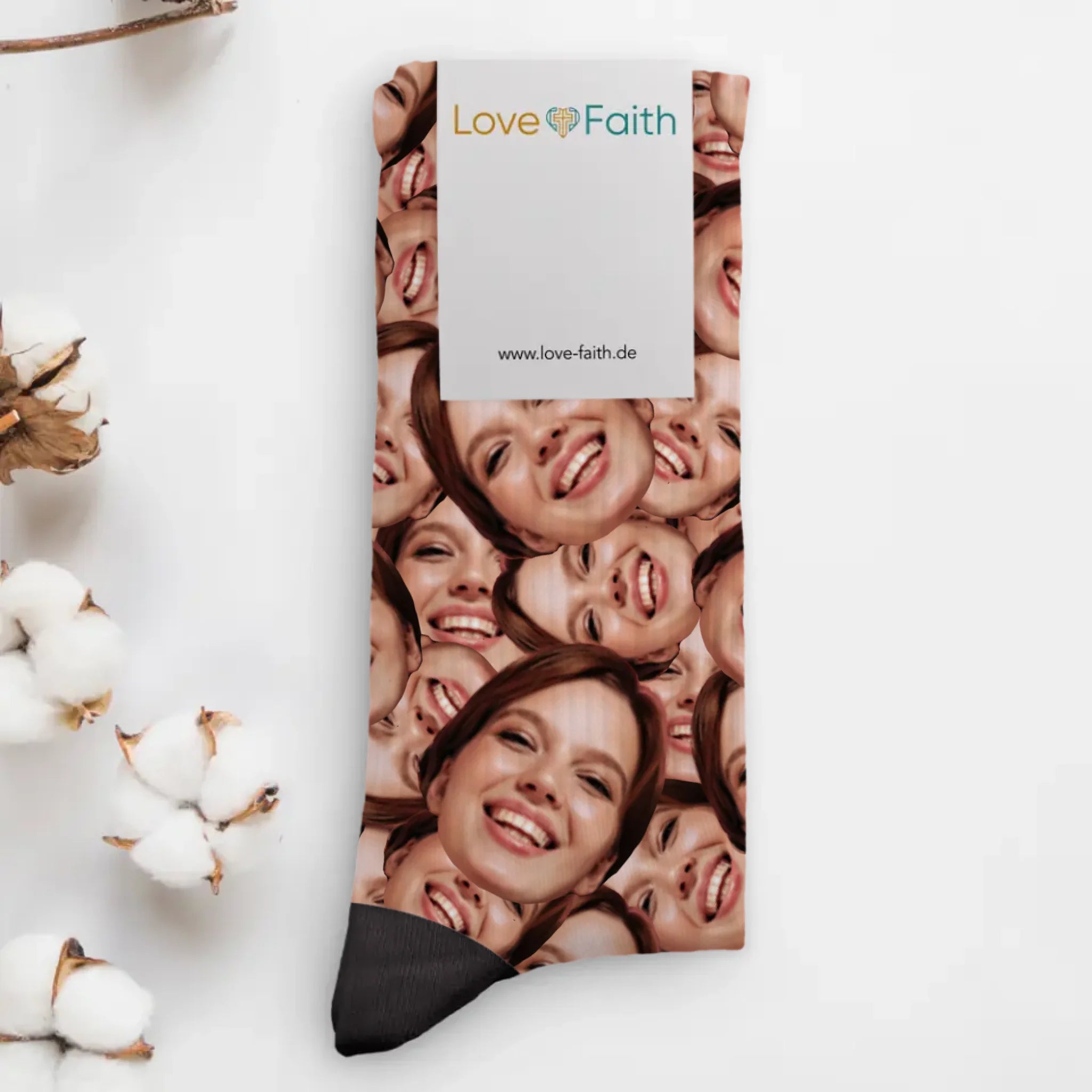 Personalisierte Socken mit Foto-Upload von Love & Faith