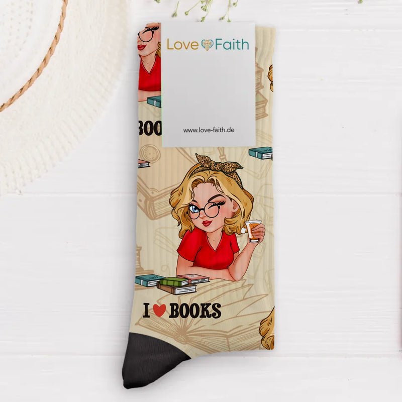 Offizielle Lesesocken mit personalisierter Frau und "I love Books"-Spruch Größe 35-38 gedruckt von Love & Faith
