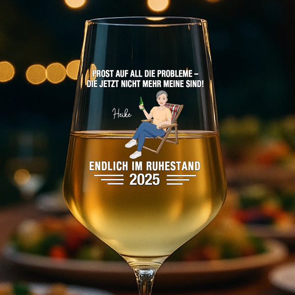 Witziges personalisiertes Weinglas mit Spruch für Rentner zum Ruhestand von Love & Faith