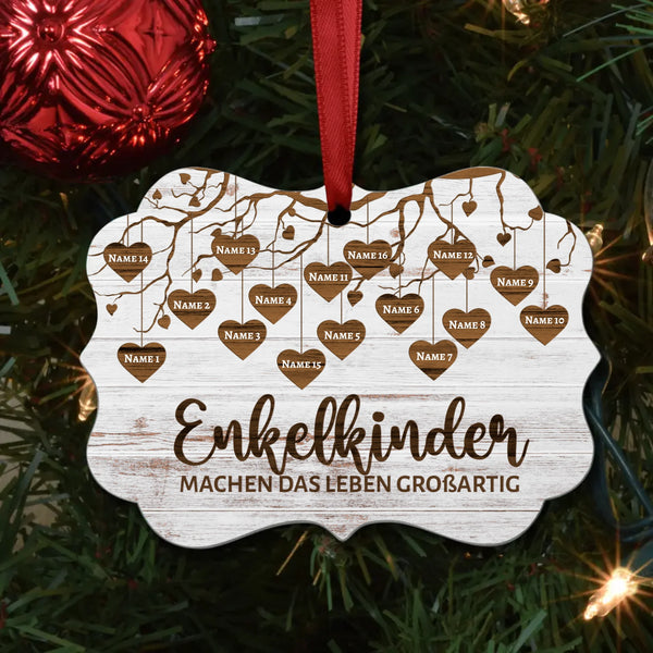 Weihnachtsschmuck mit Namen in Holzoptik personalisiert von Love & Faith
