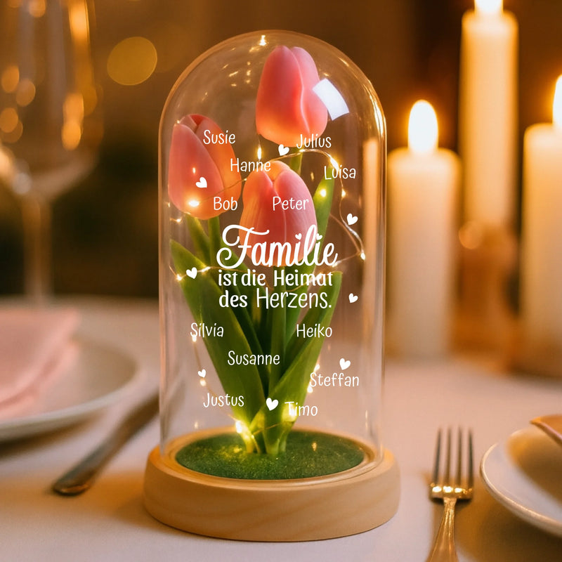 Ewige Tulpe "Familie ist die Heimat des Herzens" bis 13 Namen graviert  auf die Glaskuppel mit LED Licht personalisiert als Geschenk für Familie von Love & Faith