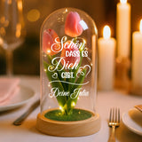 Ewige Tulpe "Schön, dass es dich gibt" in der Glaskuppel mit LED Licht personalisiert von Love & Faith