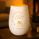 weiß goldenes Windlicht mit Namen und Jahrestag personalisiert von Love & Faith