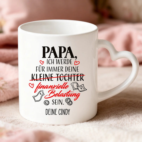 Weiße Tasse mit Herzhenkel und personalisiertem Namen – romantische Geschenkidee von Love & Faith