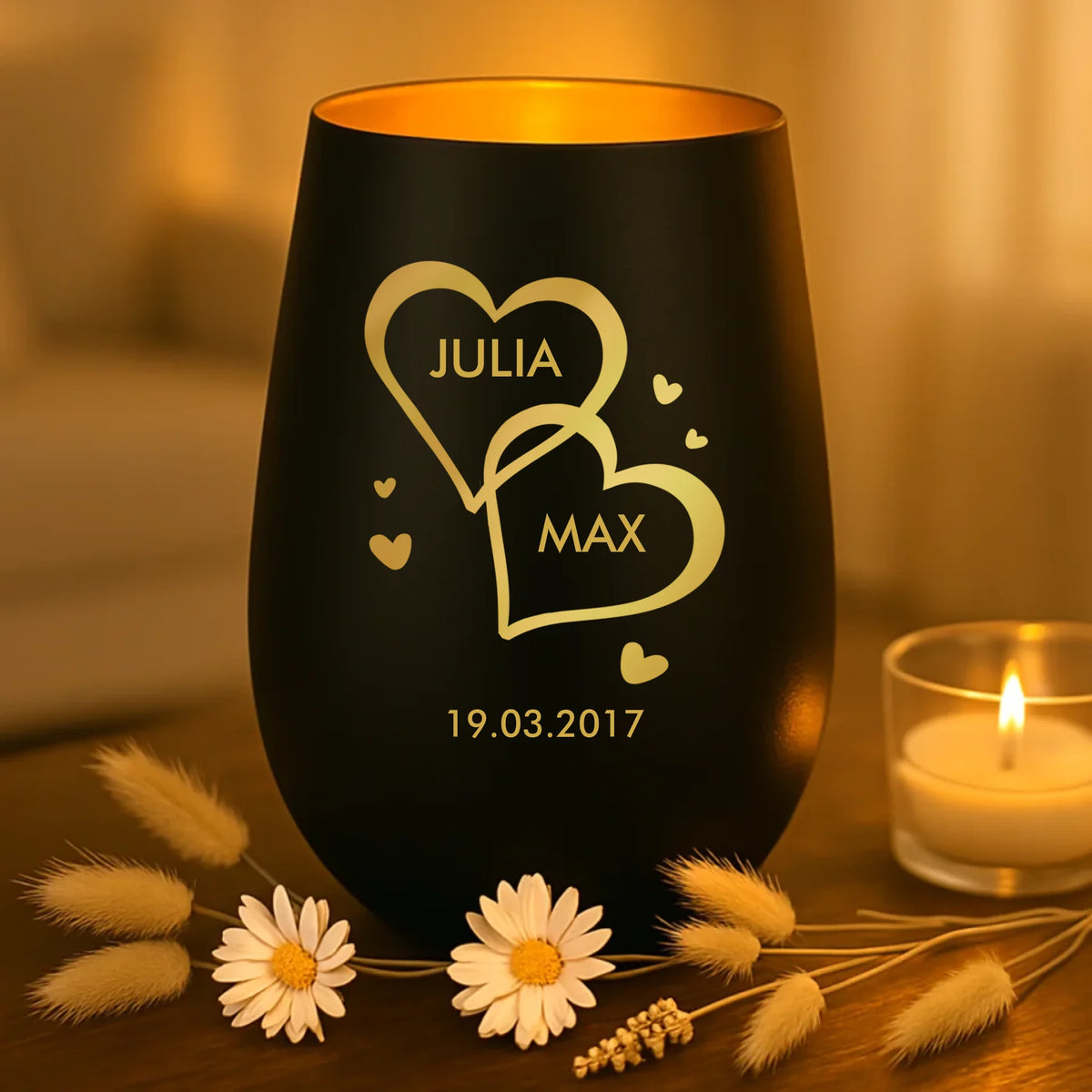 Personalisiertes Windlicht für Paare mit verschiedenen Motiven schwarz-gold von Love & Faith