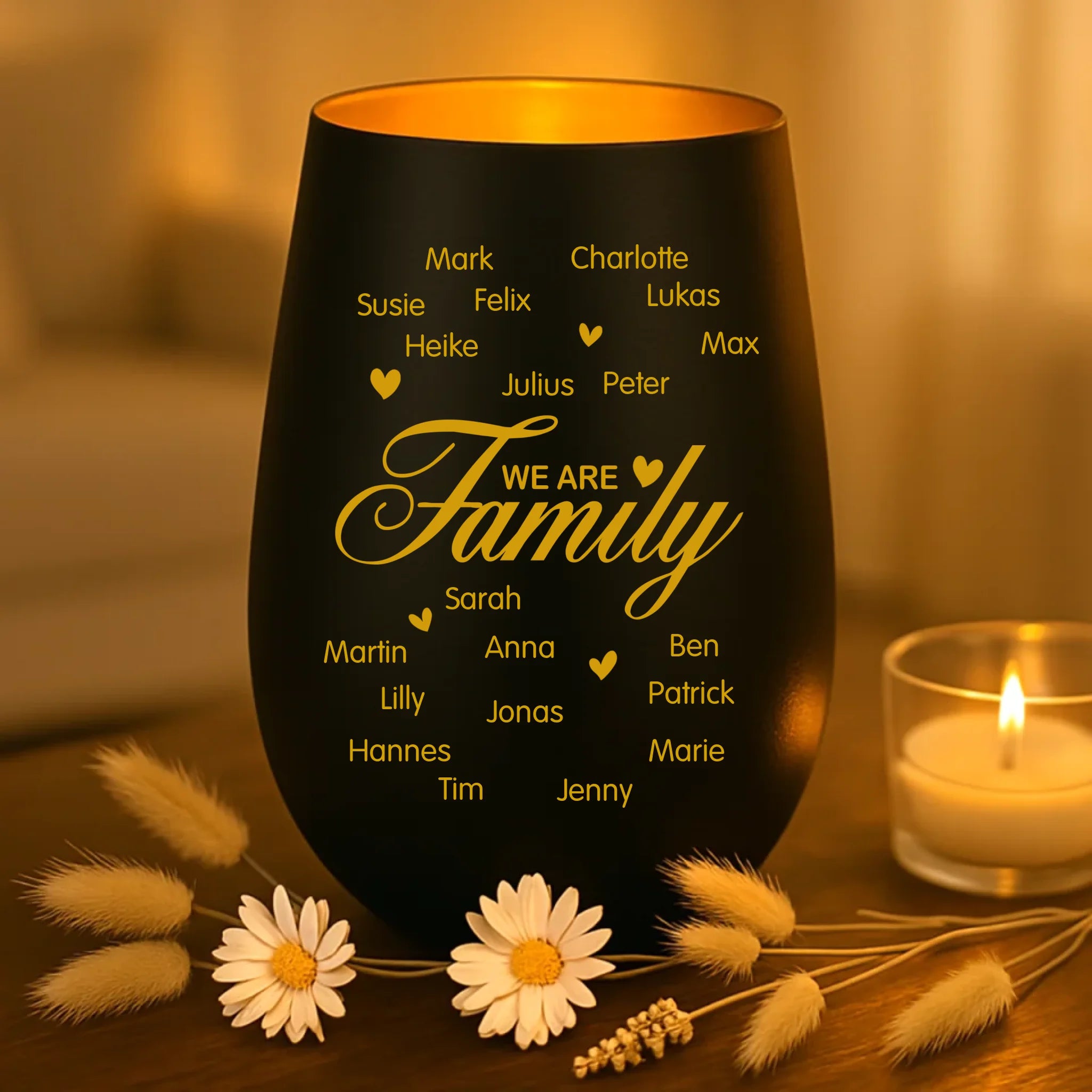 Personalisiertes Windlicht We are Family mit Gravur für die Familie