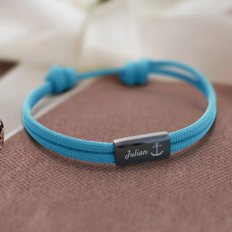 Armbänder aus Segeltau