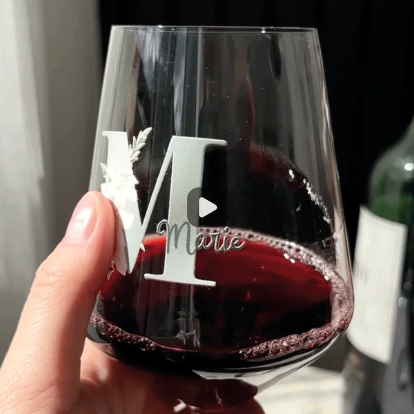 Blume - Personalisiertes Weinglas mit Initiale und Namen für Dich und deine Freundinnen